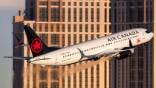 Air Canada 737-8